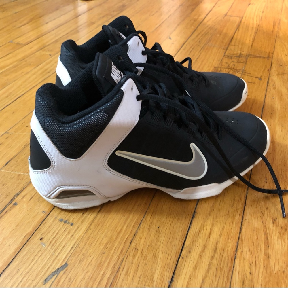Nike Classic Black and White Athletic Sneakers